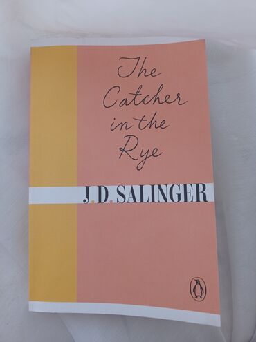 samsung j: "The Cathcher in the Rye" by J.D.Salinger. Kitab satılır demek olar