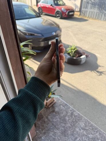 Apple iPhone: IPhone 12 Pro, 256 GB, Graphite — 9