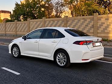 lexus es 2010: Toyota Corolla: 2021 г., 1.8 л, Автомат, Гибрид, Седан — 2