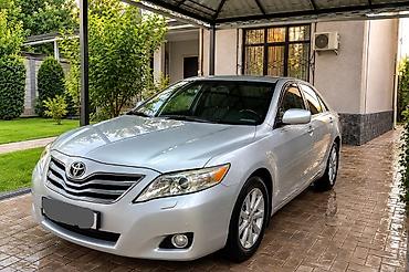 Toyota Camry: 2010 г., 3.5 л, Автомат, Бензин, Седан