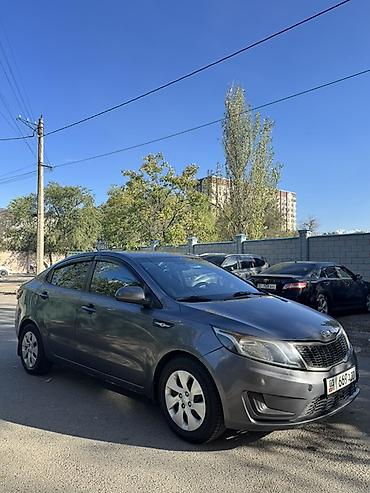 руль от гелика: Kia Rio: 2012 г., 1.4 л, Автомат, Бензин, Седан — 3