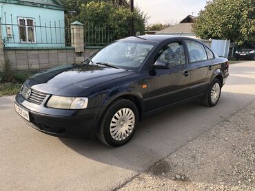 автомобиль семёрка: Volkswagen Passat: 1997 г., 1.8 л, Механика, Бензин, Седан