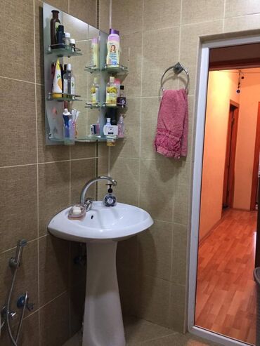 Köhnə tikili: Bakı, 3 otaqlı, Köhnə tikili, m. Həzi Aslanov, 67 kv. m — 16