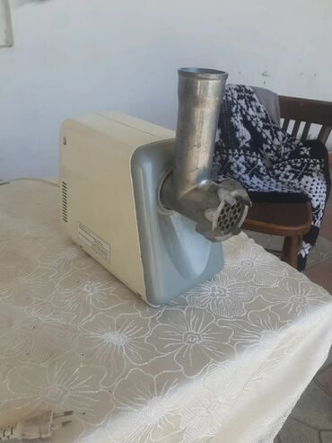 sok çəkən qiyməti: Ət çəkən maşın Braun