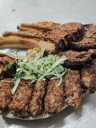 Aşpazlar: Peşəkar kababçıyam Çeşidli Kabablarımla xidmətinizdəyəm. Restoran və — 6