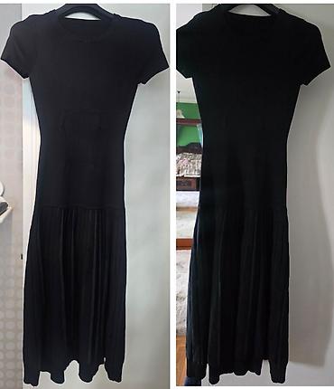 Haljine: Sandro Paris dugačka plisirana crna knit haljina. Savršena. divan — 2