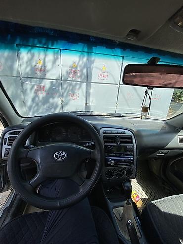 e34 2 5: Toyota Avensis: 2000 г., 1.6 л, Механика, Бензин, Седан — 5