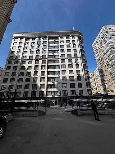 Аренда помещений свободного назначения: Сдается в аренду коммерческое помещение на первом этаже нового жилого — 2