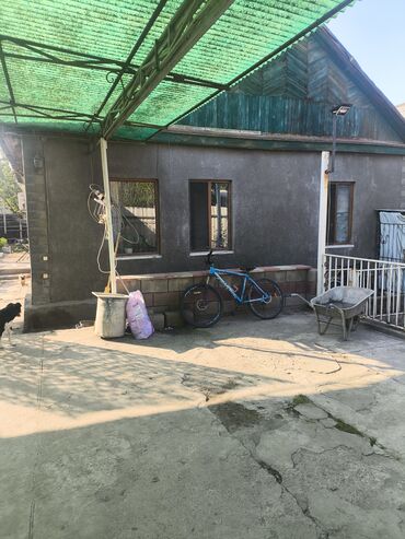 продаю дом село виноградное: Дом, 60 м², 4 комнаты, Собственник