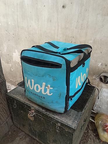 Wolt çatdırılma çantası – izolyasiyalı, böyük həcmli, bel çantası