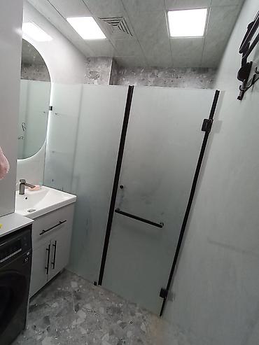 Duş kabinaları, arakəsmələr: Arakəsmə, Künc üçün — 4