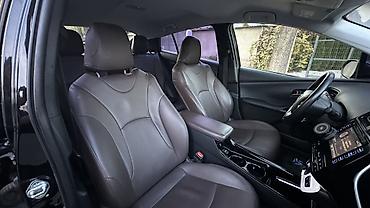 prius s: Toyota Prius: 2018 г., 1.8 л, Вариатор, Гибрид, Хэтчбэк — 7