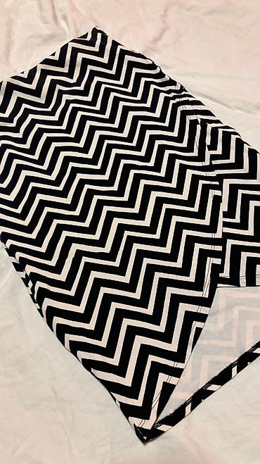 lil solid accessories: Lindex suknja do kolena, potpuno uska, ali tegljiv divan mekan — 7