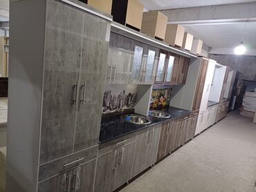 Двуспальные кровати: Двуспальная кровать, Новый, С ящиком для хранения, длина - 2 см — 16