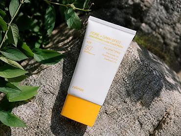 оксид цинка: Солнцезащитный крем против пигментации Celimax Pore + Dark Spot — 3