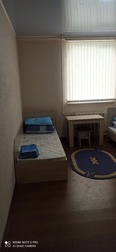 дубайские посуды in Кыргызстан | ПЛАТЬЯ: 30 кв. м, 1 комната, Утепленный, Парковка