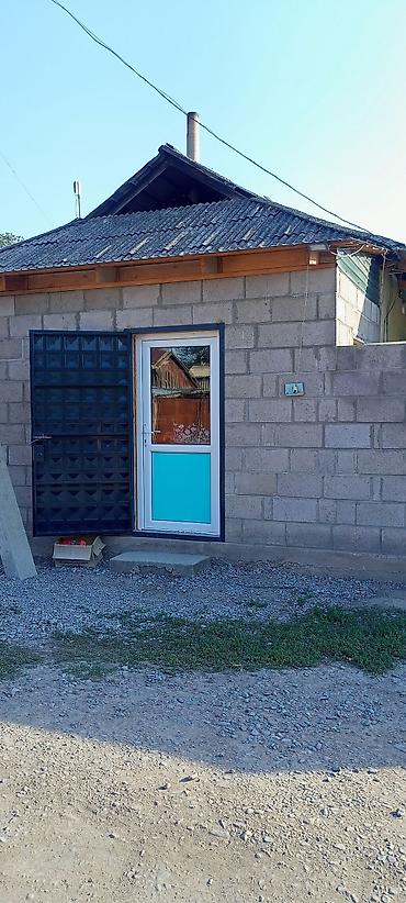 Продажа дач: Дом с участком - Одноэтажный дом с верандой и навесом на входе — 9