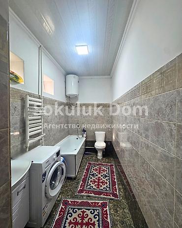 Продажа коттеджей и домов: 🏠Продается дом в с. Сокулук 🟡Комнаты: 6 🟡Участок: 5 соток 🟡Отопление — 17