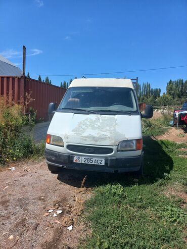купить авто в кредит без первоначального взноса: Ford Transit: 1996 г., 2.5 л, Механика, Дизель, Фургон