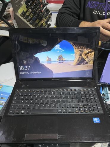 iwlenmiw noutbuklar satisi: İşlənmiş Lenovo 15 ", Intel Pentium, 512 GB, Ünvandan götürmə