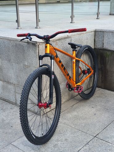 İdman velosipedləri: İşlənmiş Dağ velosipedi Trek, 29", sürətlərin sayı: 1, Ünvandan götürmə — 5