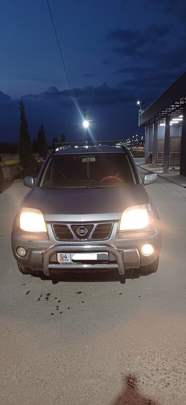 гибрид машина: Nissan X-Trail: 2002 г., 2.2 л, Механика, Дизель, Кроссовер