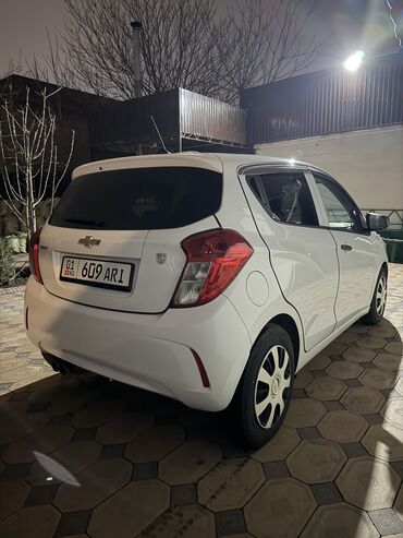 Chevrolet: Chevrolet Spark: 2017 г., 1 л, Автомат, Бензин, Хэтчбэк — 5