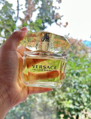 версачи парфюм: Оригинал Versace Yellow Diamond 90ml хотела подарить, но сестре