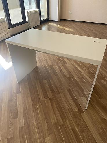 Ofis mebeli: 1 ədəddir. Hündürlük 75sm, dərinlik 60, en 120. 40aznAlan özü ofisə — 1
