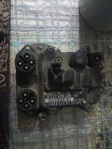 Sbor motorlar və silindr başlıqları: Məhsul: Mercedes-Benz bezin mühərrik və aqreqat hissələri - Bosch — 1