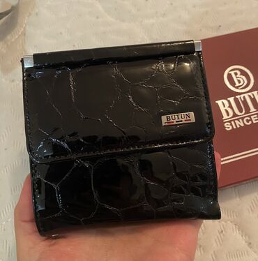 сумка женс: Продаю новый кошелек butun оригинал. Компактный очень удобный