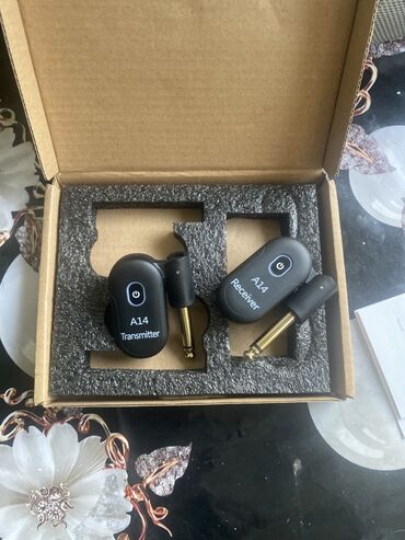 qaçış aparatı satış: A14 Simsiz Gitara Sistemı – Transmitter və Receiver dəsti - Dəstdə 1