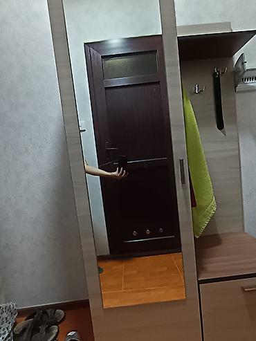 Мебель для дома: - Künc divanı: Yumşaq, oval xətli korpus, açıq krem rəngli döşəmə ilə — 2