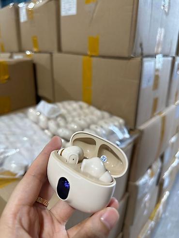 Зымсыз гарнитуралар: Зымсыз ичине салынуучу кулакчындар, Apple, AirPods 5, Жаңы lalafo.kg да — 1 Зымсыз гарнитуралар: Зымсыз ичине салынуучу кулакчындар, Apple, AirPods 5, Жаңы — 1