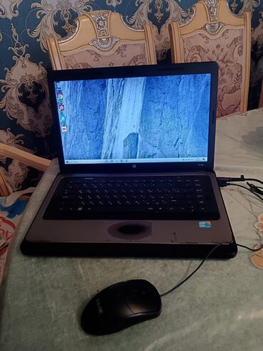 купи ноутбук: Hp Pavilion seriyalı noutbuk - Ekran: təxminən 15.6" geniş format