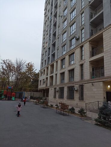 сдаю дом новопокровка: 2 бөлмө, 62 кв. м, Жеке план, Дизайнердик ремонт