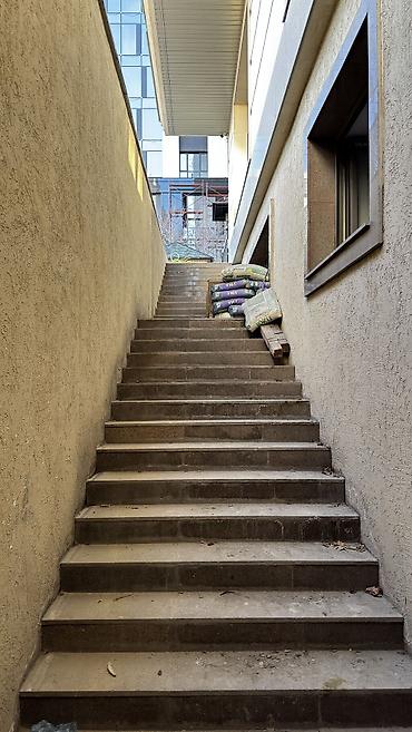 Продажа магазинов: Продажа магазинов В жилом доме, 415 м², Готовая ПСО (под самоотделку), С санузлом, Цокольный этаж этаж — 18