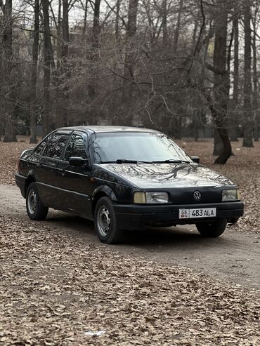 Volkswagen: Volkswagen Passat: 1992 г., 1.8 л, Механика, Бензин — 2