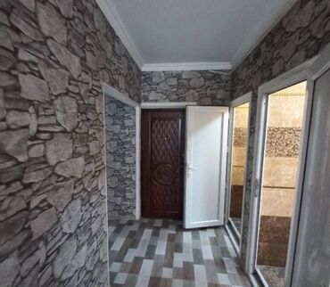 Köhnə tikili: Xetai ray gence pr xezerde bina evi 5/5. 2 otaq ewyali satilir kupca — 8