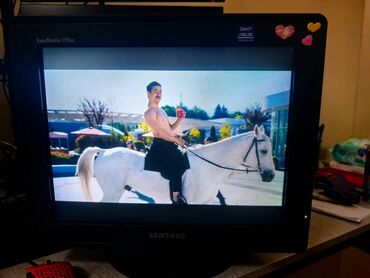 Мониторы: Монитор, Samsung, Б/у, ЭЛТ, 16" - 17" — 17
