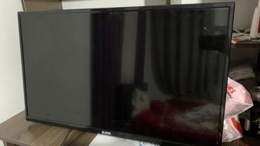 телевизор и подставка для телевизора: Телевизор BLESK б/у работает отлично,экран 70/40имеется пульт цена