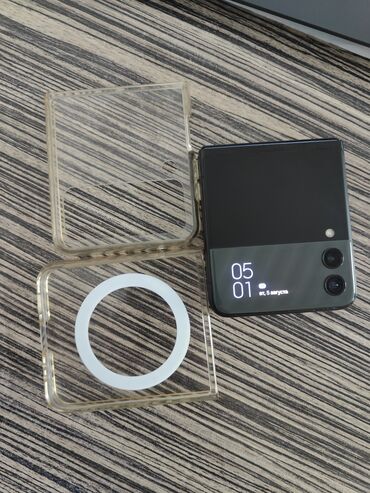 купить самсунг зет флип 3: Samsung Galaxy Z Flip 3, Б/у, 256 ГБ, цвет - Черный, 1 SIM