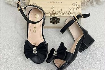 Sandale: 04. sandale 25-36
3599🌹🌹 — 3