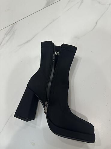Ботинки и ботильоны: Ботинки, 35.5, 36, 36.5, Zara, Новый, цвет - Черный — 1