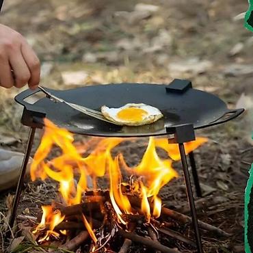barbekyu manqal: Bişirmə standıBişirmə standı — yemək bişirərkən istifadə olunan bir — 1