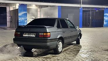 g klas: Volkswagen Passat: 1990 г., 1.8 л, Бензин, Седан — 7