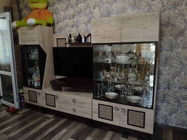 ТВ подставка