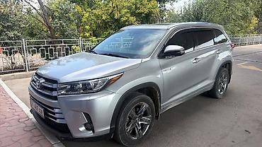 tayota vits: Toyota Highlander: 2018 г., 3.5 л, Автомат, Гибрид, Кроссовер — 1