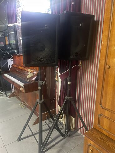 колонка для: Продаю Колонки phonic pod 620 активный микшер со стойками Усилитель