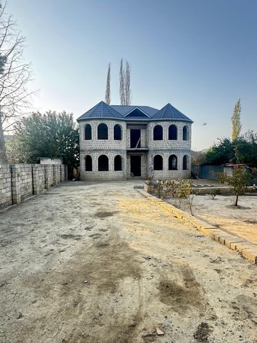 kirayə evlər nəsimi: 6 otaqlı, 350 kv. m, Təmirsiz